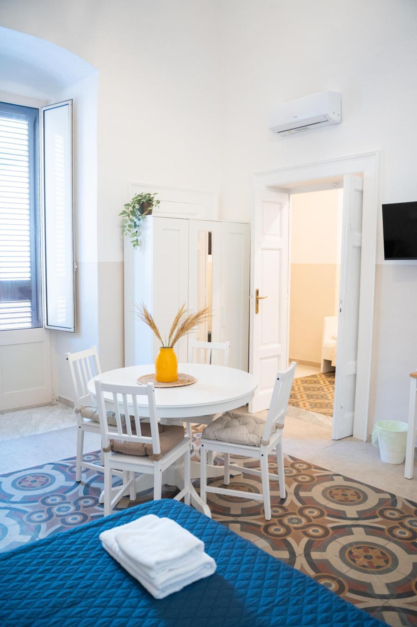 Bed and Breakfast Principe Amedeo 93 Bari Exteriér fotografie