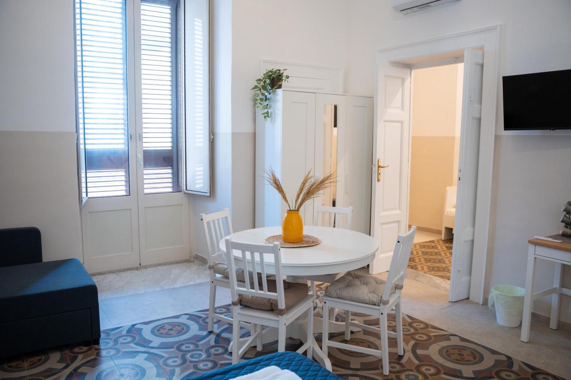 Bed and Breakfast Principe Amedeo 93 Bari Exteriér fotografie